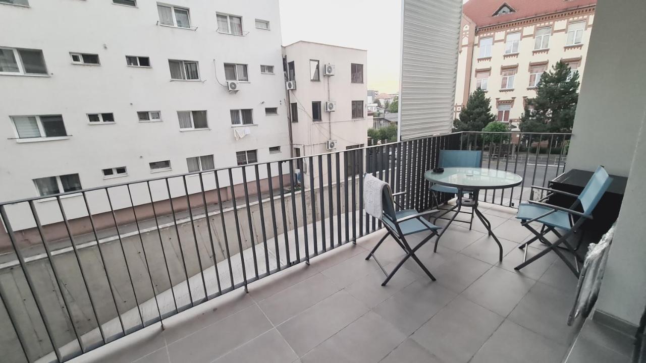 Апартаменты 5* Luxury Near Avram Iancu Sq New. Private Parking Клуж-Напока Экстерьер фото