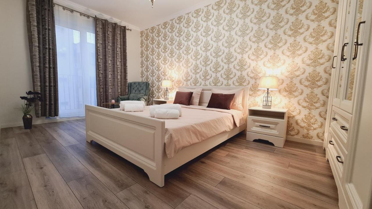 Апартаменты 5* Luxury Near Avram Iancu Sq New. Private Parking Клуж-Напока Экстерьер фото